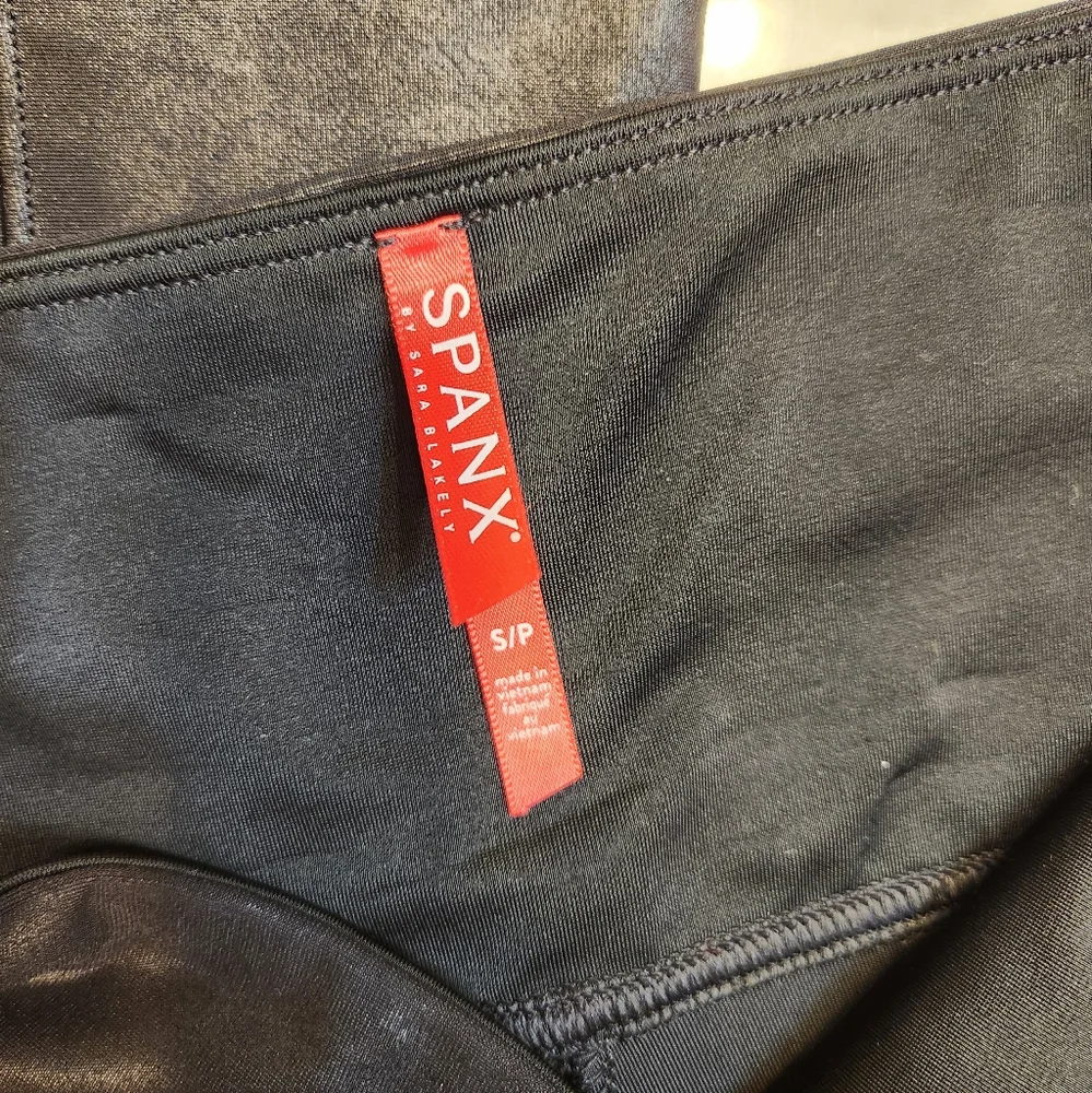 Spanx Faux Leather Leggings Size Small - Picture 11 of 16
